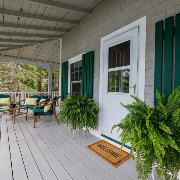 covered porch1